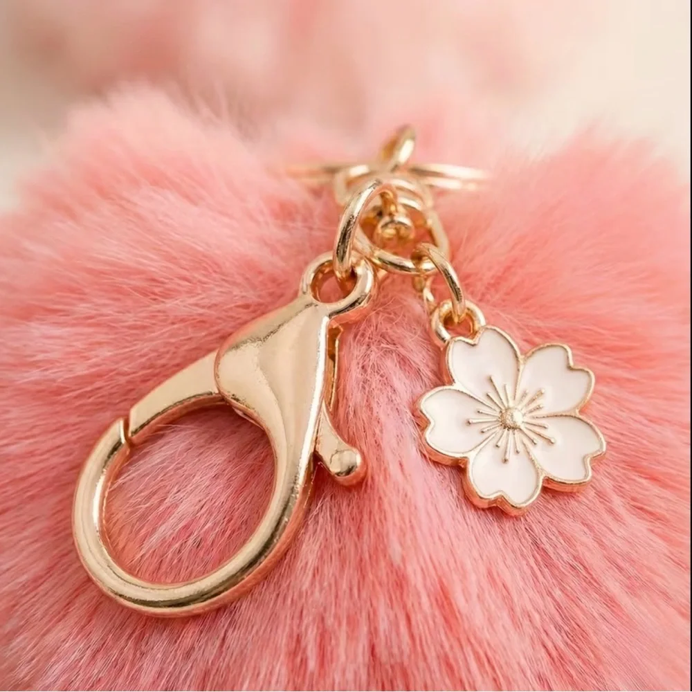 🌸 Set of 6 Plush Pom-Pom Keychain Charms 🌸